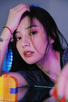 祼女直播APP